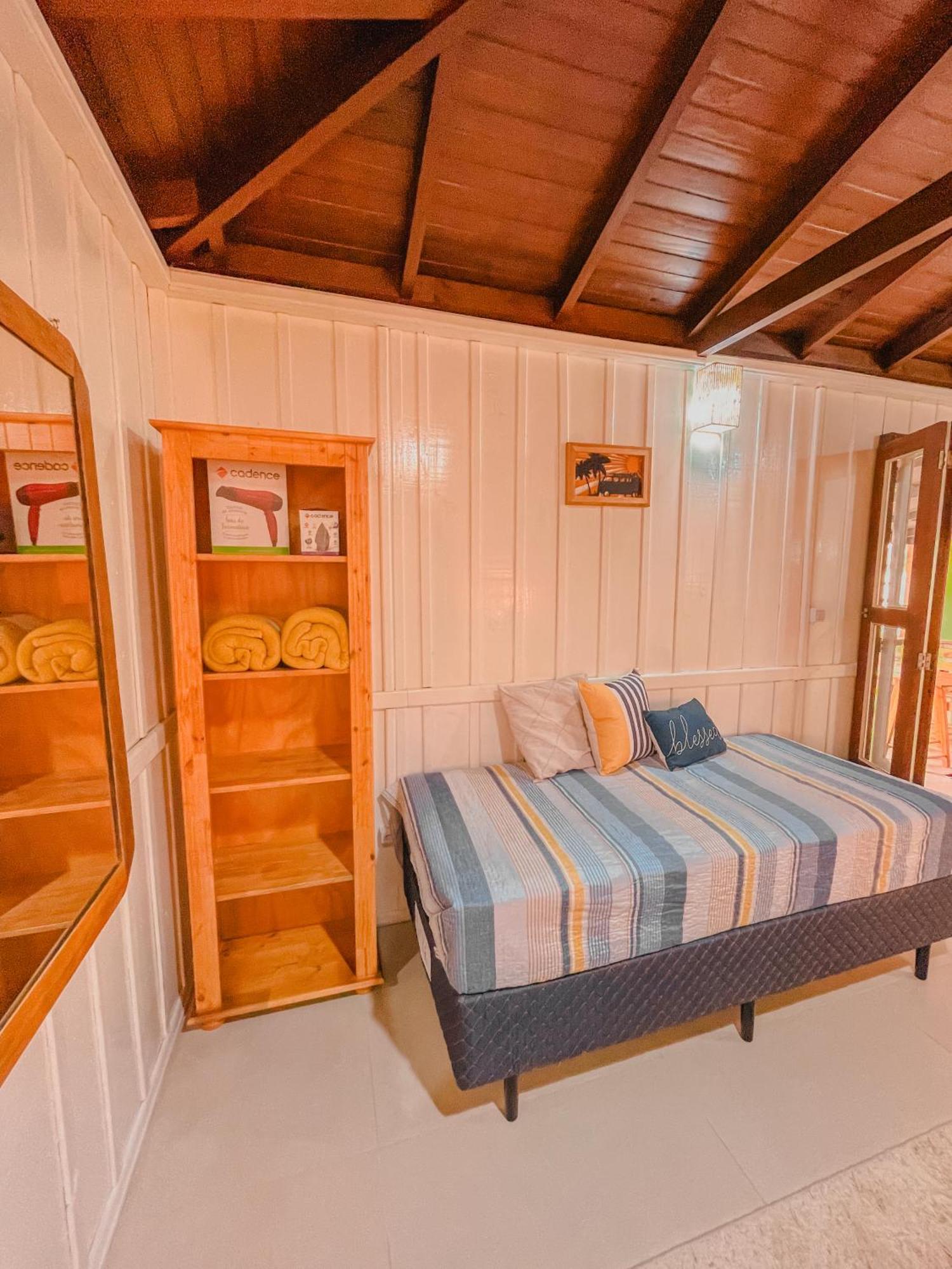 Shangri La Casas E