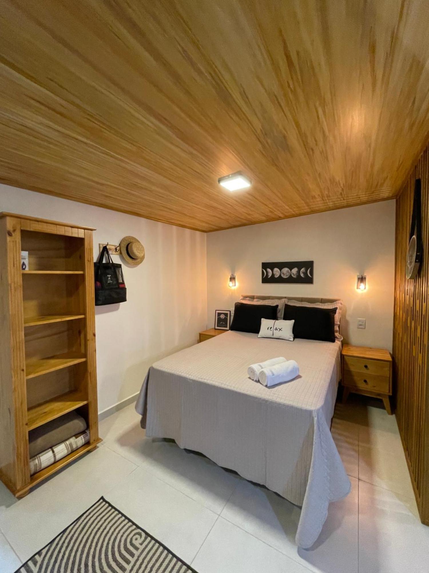 Shangri La Casas E